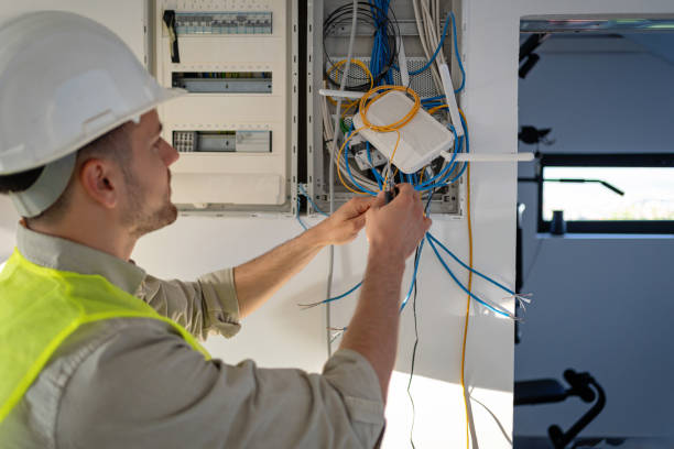 Best Emergency Electrician Near Me  in Suncoast Estates, FL